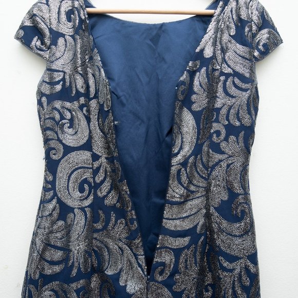 Adrianna Papell Navy and Silver Cocktail Dress - Picture 5 of 7